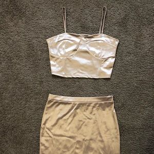 CHAMPAGNE GOLD 2 PIECE CROP TOP AND SKIRT SET (NEVER WORN)